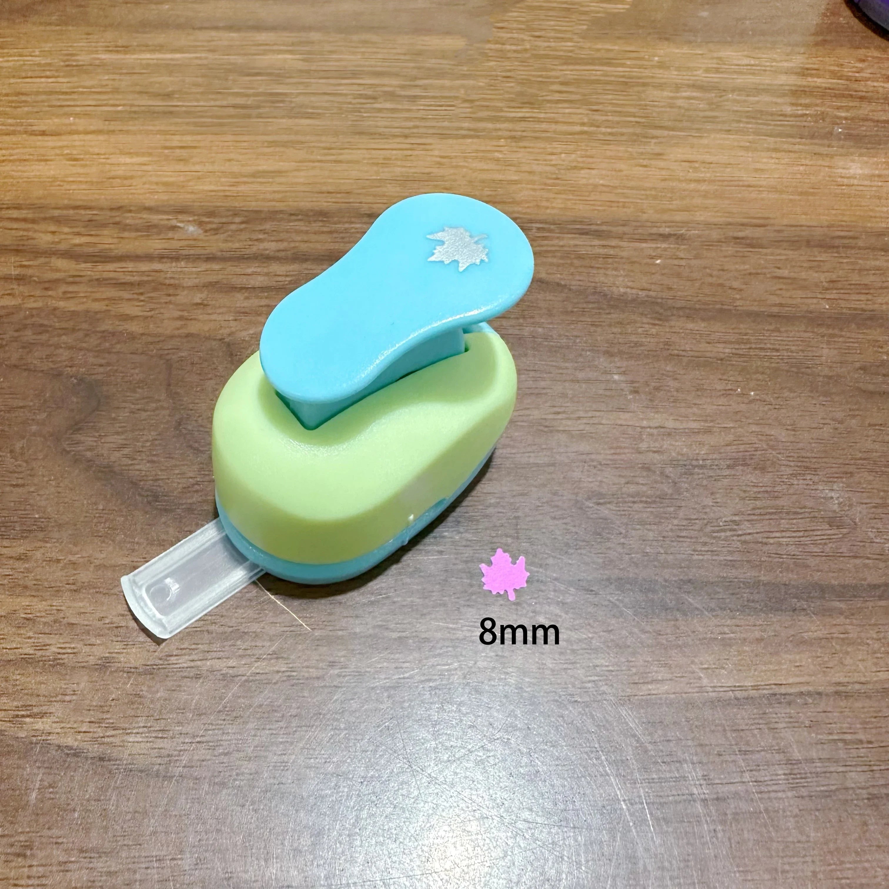 Random Color Maple Leaves Punch