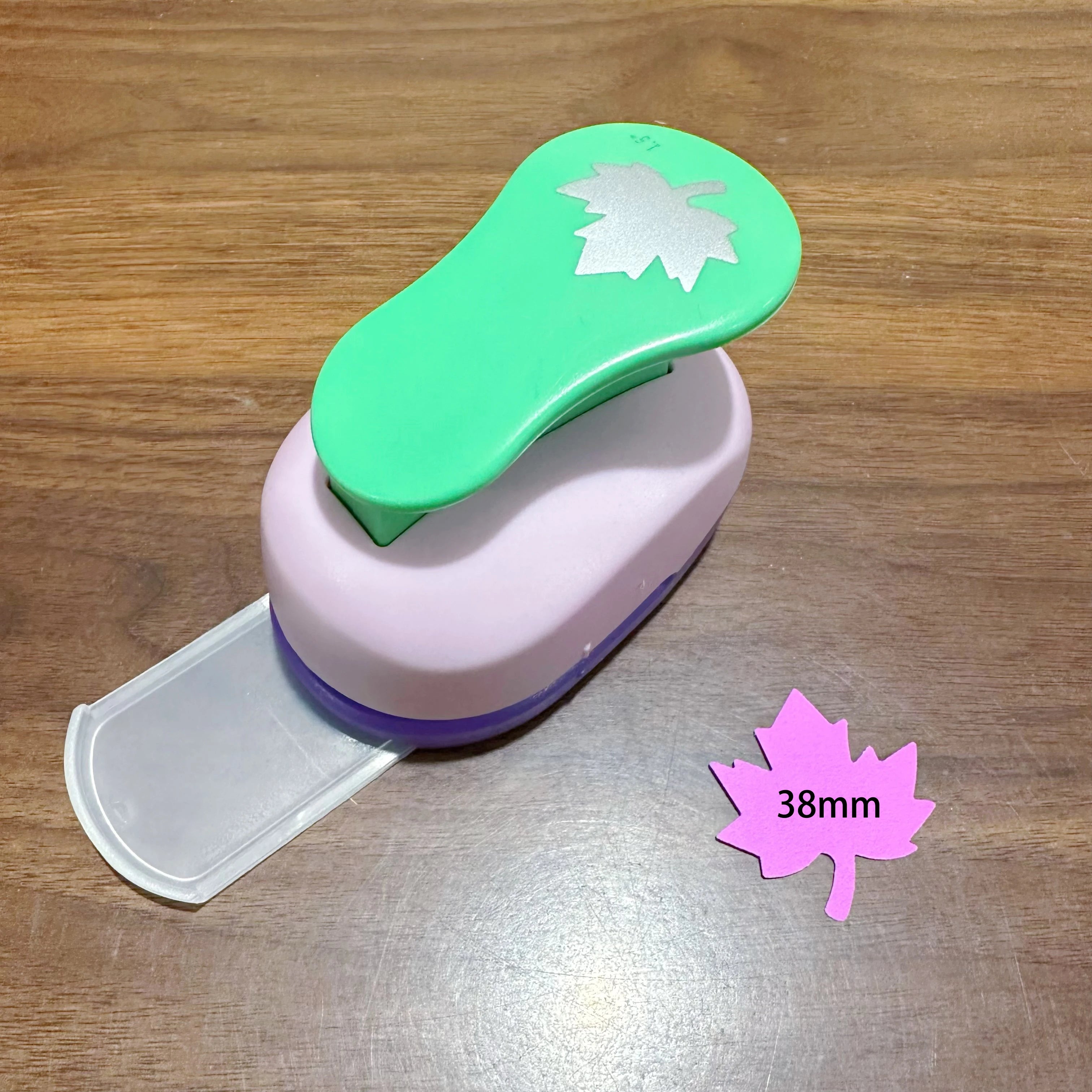 Random Color Maple Leaves Punch