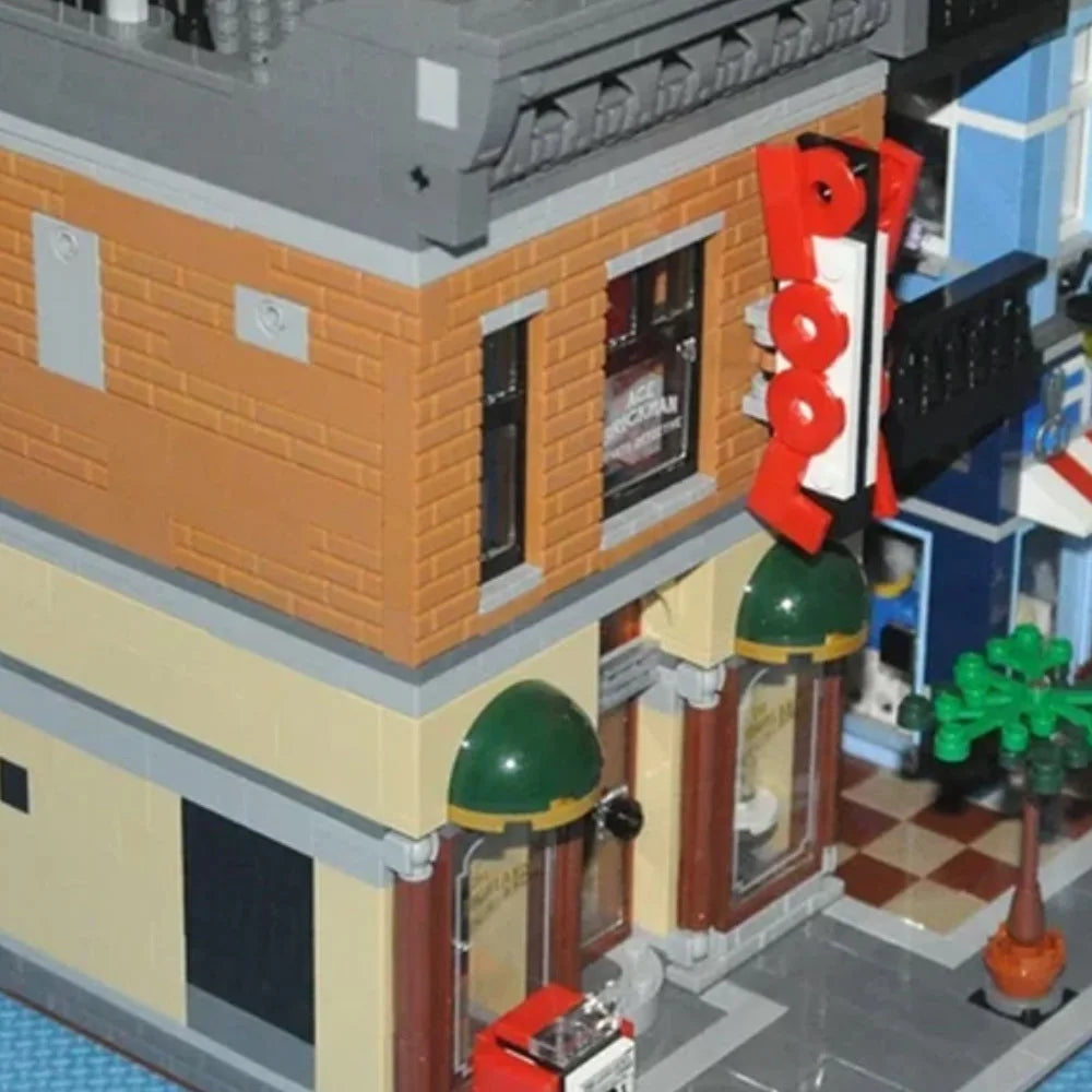 Creative Ideas Compatible 10224 King with figure Street View Building Block